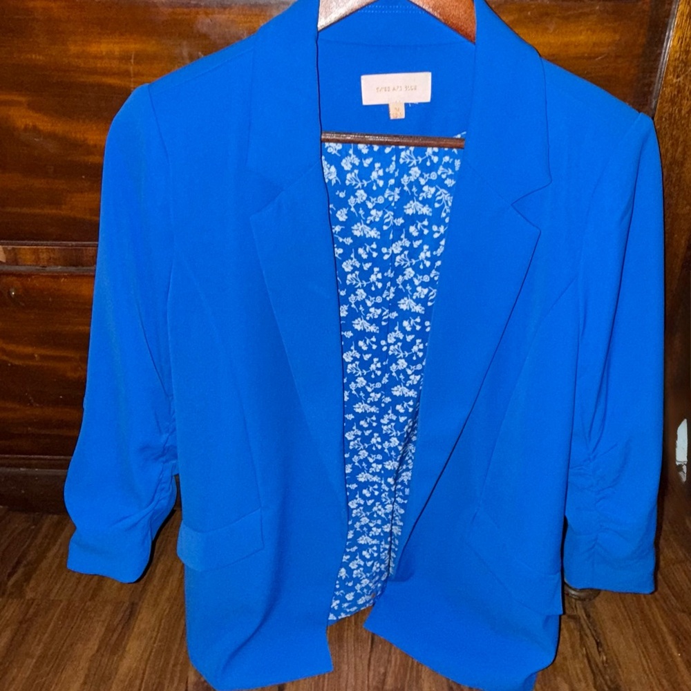 Skies Are Blue Vibrant Women's Blazer with Floral Lining